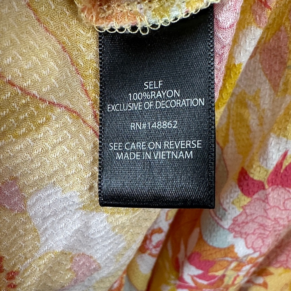 Torrid Floral Blouse in Yellow and Pink - Picture 7 of 7